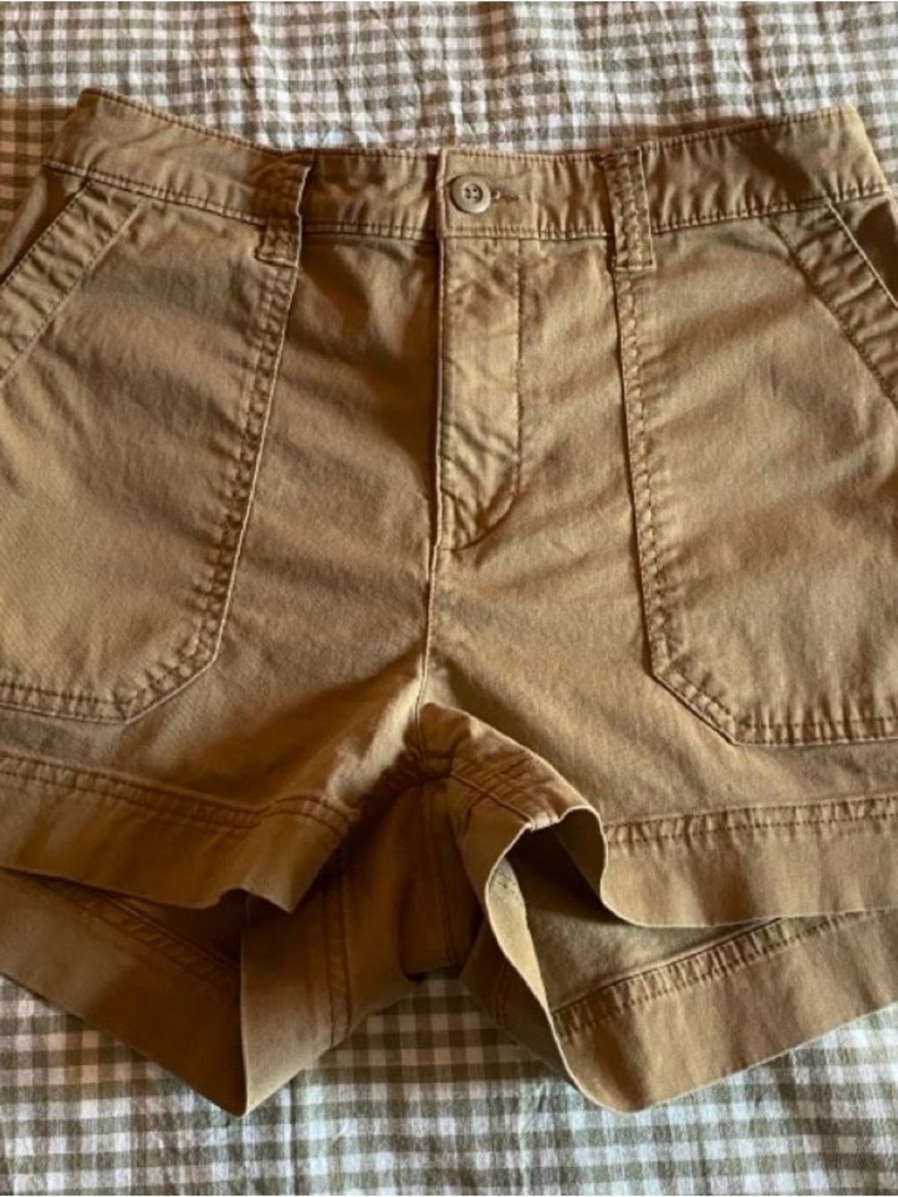 Old Navy Women’s Tan Utility Cotton Shorts